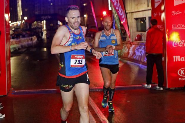 La EdP Carrera Nocturna se adueña de las calles